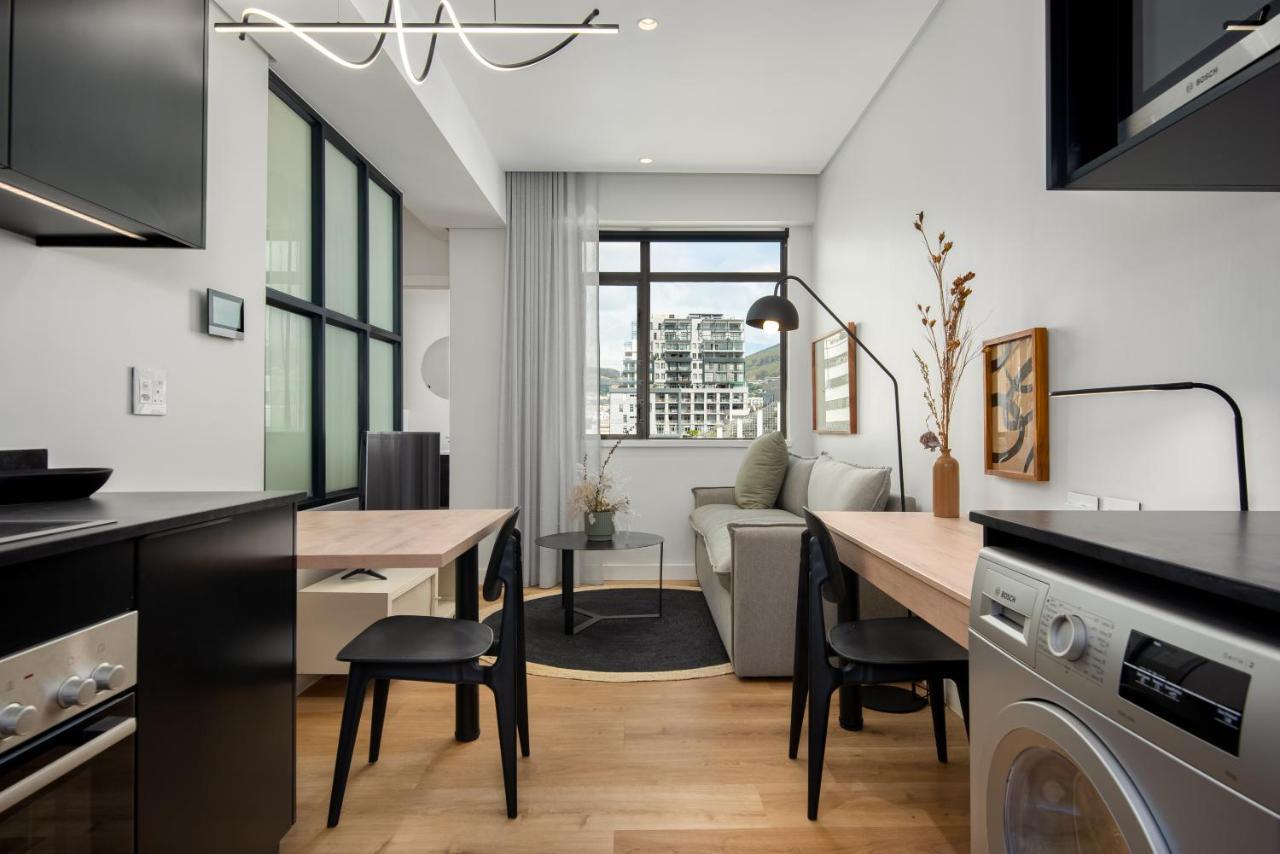 The Carrington Aparthotel By Totalstay Kapstaden Exteriör bild
